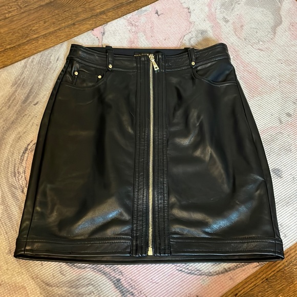 Guess Dresses & Skirts - Guess Black Vegan Leather Skirt